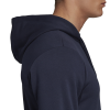 DU0386_APP_on-model_detail-3_white