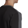 DU0436_APP_on-model_detail-3_white