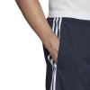 DU0501_APP_on-model_detail-2_white