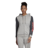 DU0642_APP_on-model_standard_white