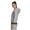 DU0645_APP_on-model_side_white