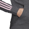 DU0657_APP_on-model_detail-1_white