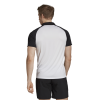 DU0857_APP_on-model_back_white