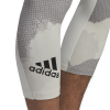DU0925_APP_on-model_detail-2_white