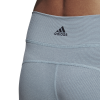 DU4420_APP_on-model_detail-1_white