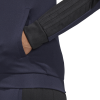 DV2423_APP_on-model_detail-2_white