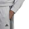 DV2442_APP_on-model_detail-2_white