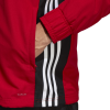 DW9202_APP_on-model_detail-2_white