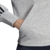 DW9694_APP_on-model_detail-2_white