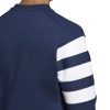 DY3166_APP_on-model_detail-3_white