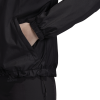 DZ0034_APP_on-model_detail-2_white