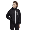 DZ0034_APP_on-model_standard_white